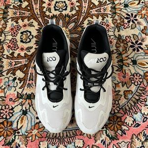 Nike Air Max 200 Size 11